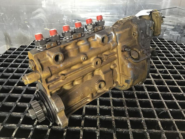 Bosch Cylinderhead Cover - مضخة الوقود: صورة 2 Bosch Cylinderhead Cover - مضخة الوقود: صورة 2