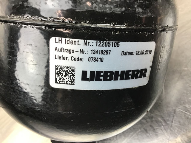 النظام الكهربائي للبيع  Liebherr Accumulator: صورة 6