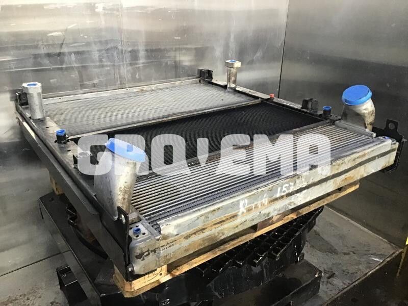 Liebherr Combined Radiator - مشعاع: صورة 2 Liebherr Combined Radiator - مشعاع: صورة 2