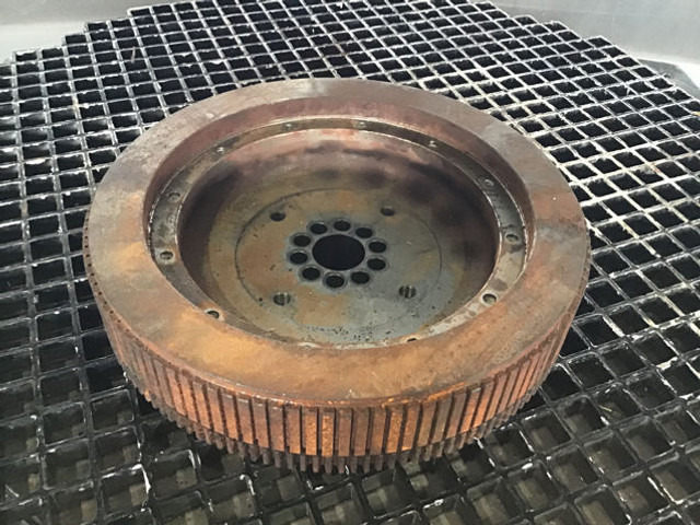 Liebherr Flywheel - الحدافة: صورة 1 Liebherr Flywheel - الحدافة: صورة 1