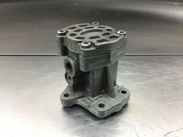 Liebherr Fuel Pump - مضخة الوقود: صورة 2 Liebherr Fuel Pump - مضخة الوقود: صورة 2