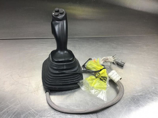 Liebherr Joystick Right - عتلة تبديل السرعة: صورة 5 Liebherr Joystick Right - عتلة تبديل السرعة: صورة 5