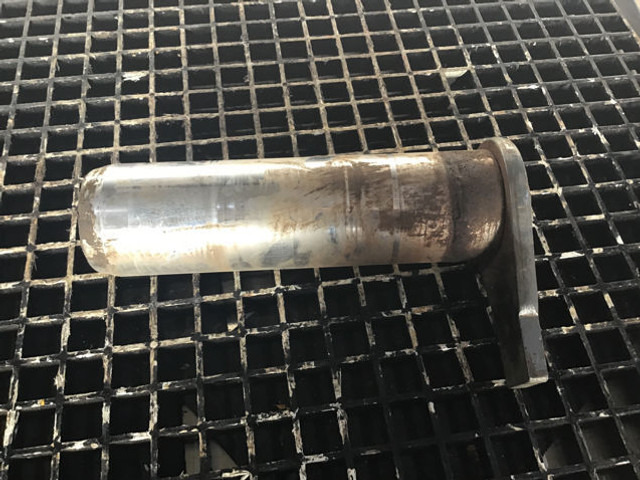 Liebherr Pin 100x380x330 - المحرك و قطع الغيار: صورة 3 Liebherr Pin 100x380x330 - المحرك و قطع الغيار: صورة 3