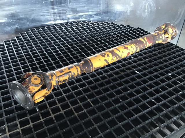 Liebherr Propellor Shaft - نصف رمح: صورة 1 Liebherr Propellor Shaft - نصف رمح: صورة 1