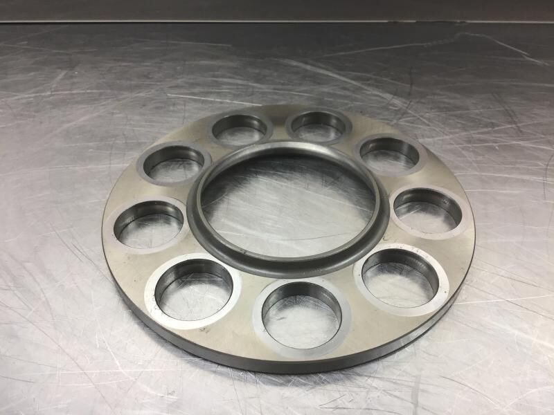 Liebherr Pull Back Plate - الجنوط: صورة 1 Liebherr Pull Back Plate - الجنوط: صورة 1