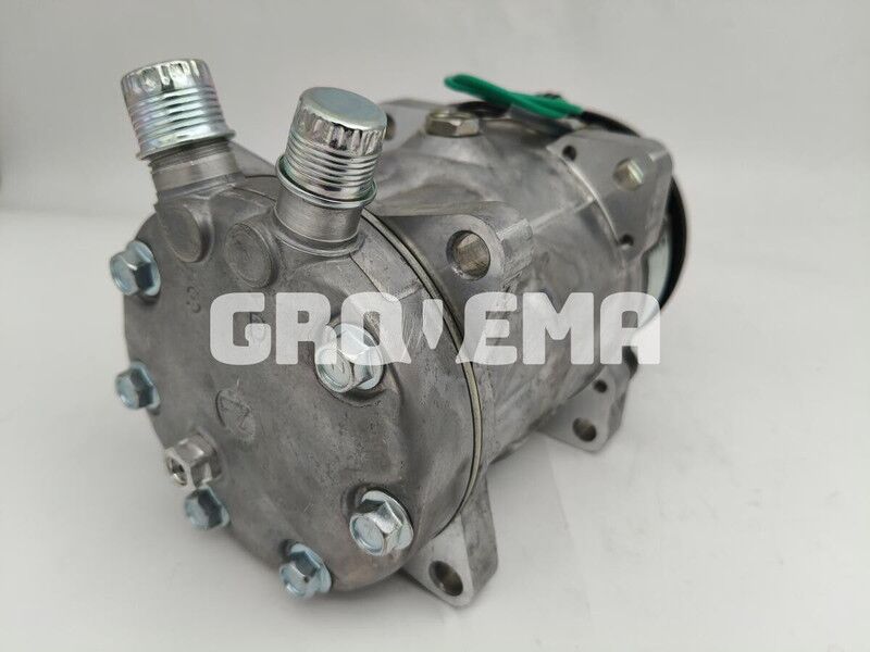 Liebherr R922 / R926 COMP / R926 K-LC / R922 Li - ضاغط المكيف: صورة 3 Liebherr R922 / R926 COMP / R926 K-LC / R922 Li - ضاغط المكيف: صورة 3