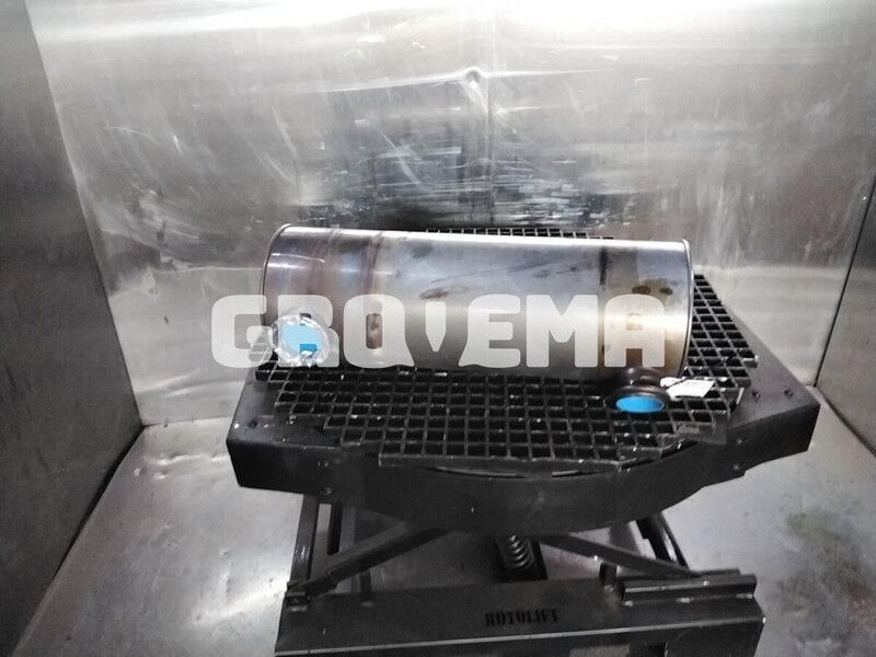 Liebherr R926 K-LC ,A920,R924,R920 ,R920 LC ,R922 NLC ,R918, R918 LC - علبة العادم: صورة 1 Liebherr R926 K-LC ,A920,R924,R920 ,R920 LC ,R922 NLC ,R918, R918 LC - علبة العادم: صورة 1