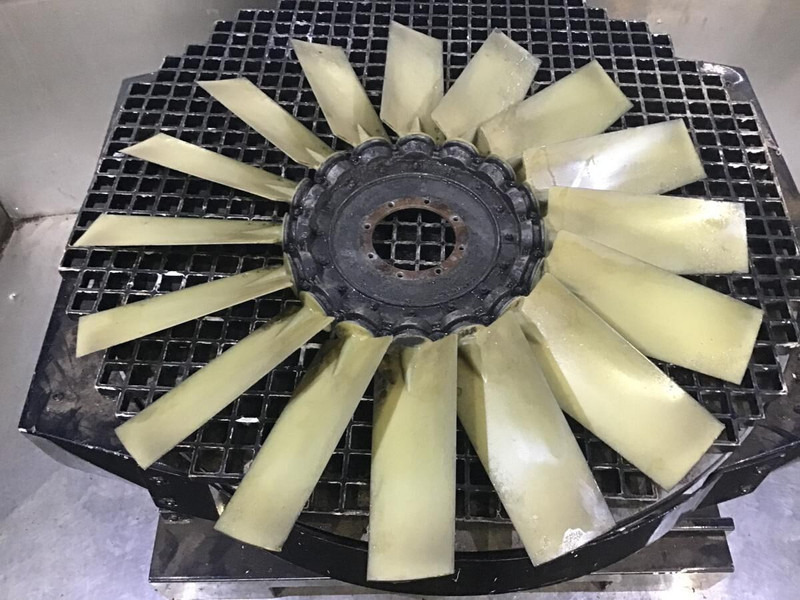 Liebherr R954B / R954HD / R954 - مروحة: صورة 2 Liebherr R954B / R954HD / R954 - مروحة: صورة 2