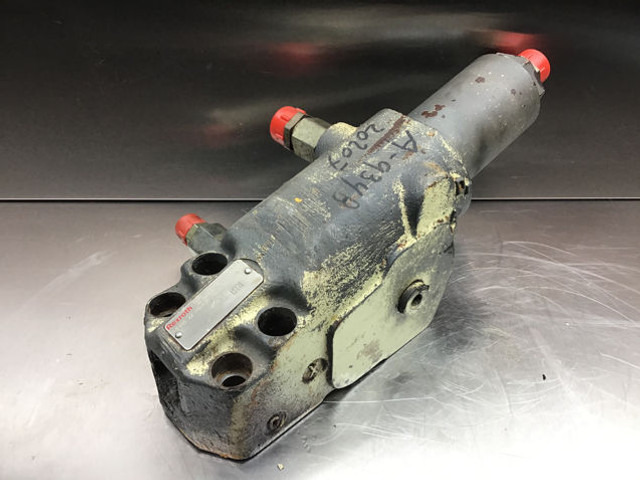Liebherr Safety Valve - صمام: صورة 5 Liebherr Safety Valve - صمام: صورة 5
