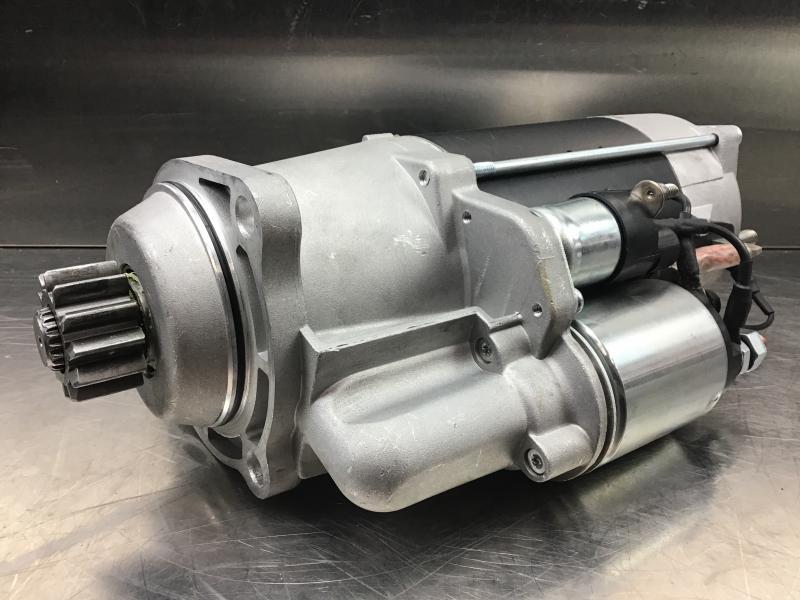 Liebherr Starter - بادئ التشغيل - آلات الإنشاء: صورة 1 Liebherr Starter - بادئ التشغيل - آلات الإنشاء: صورة 1