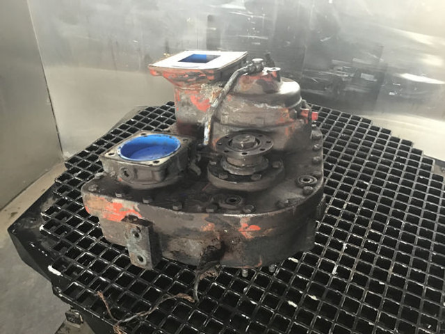 Liebherr Transmission - صندوق التروس: صورة 1 Liebherr Transmission - صندوق التروس: صورة 1