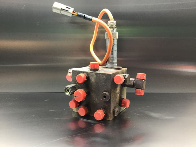 Liebherr Valve Distribution Block - أجهزة هيدروليكية: صورة 5 Liebherr Valve Distribution Block - أجهزة هيدروليكية: صورة 5