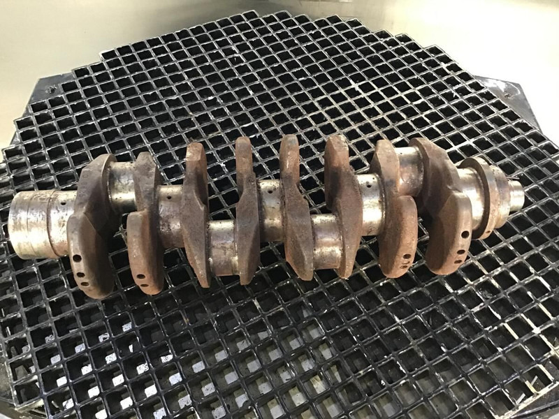 Liebherr - عمود الكرانك: صورة 1 Liebherr - عمود الكرانك: صورة 1