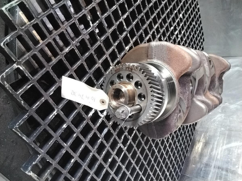 Liebherr - عمود الكرانك: صورة 1 Liebherr - عمود الكرانك: صورة 1