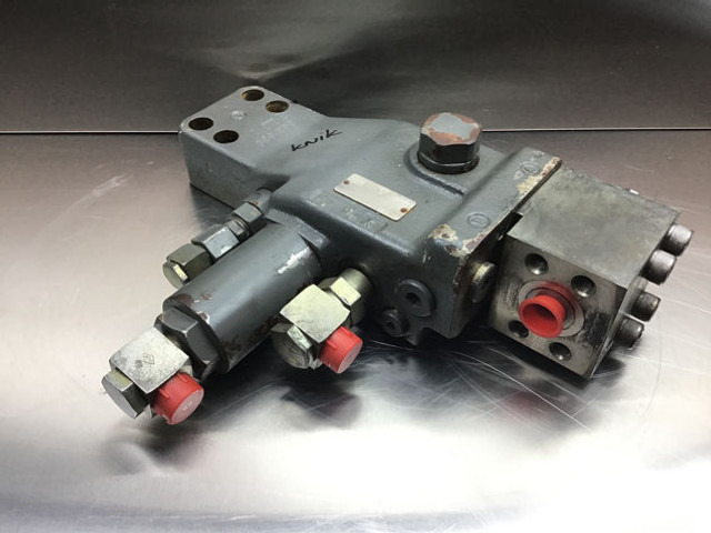 Rexroth Safety Valve - صمام: صورة 1 Rexroth Safety Valve - صمام: صورة 1