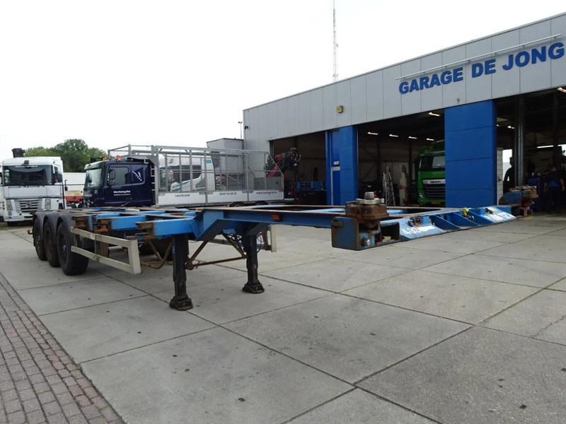 Renders Container chassis / Mercedes + Disc / 1x Lift Axle / 1x Extendable - ناقل حاوية/ نصف مقطورة بحاوية: صورة 5 Renders Container chassis / Mercedes + Disc / 1x Lift Axle / 1x Extendable - ناقل حاوية/ نصف مقطورة بحاوية: صورة 5