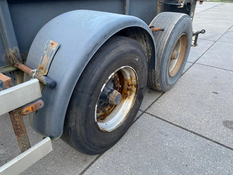 ناقل حاوية/ نصف مقطورة بحاوية Renders Euro 700 / Container Chassis / 20 FT: صورة 9 ناقل حاوية/ نصف مقطورة بحاوية Renders Euro 700 / Container Chassis / 20 FT: صورة 9