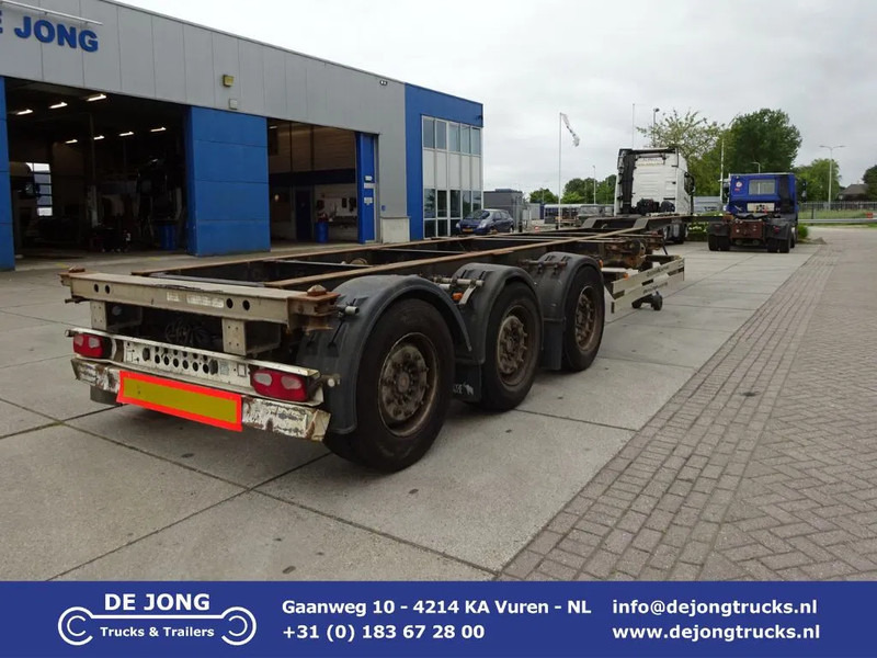 Schmitz Cargobull SCF 27 / SAF + Disc / 1x Extendable / 1x Lift Axle - ناقل حاوية/ نصف مقطورة بحاوية: صورة 1 Schmitz Cargobull SCF 27 / SAF + Disc / 1x Extendable / 1x Lift Axle - ناقل حاوية/ نصف مقطورة بحاوية: صورة 1