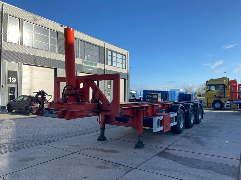 Van Hool 30 FT Container Tipper / SAF + Drum / Steering Axle - ناقل حاوية/ نصف مقطورة بحاوية: صورة 4 Van Hool 30 FT Container Tipper / SAF + Drum / Steering Axle - ناقل حاوية/ نصف مقطورة بحاوية: صورة 4