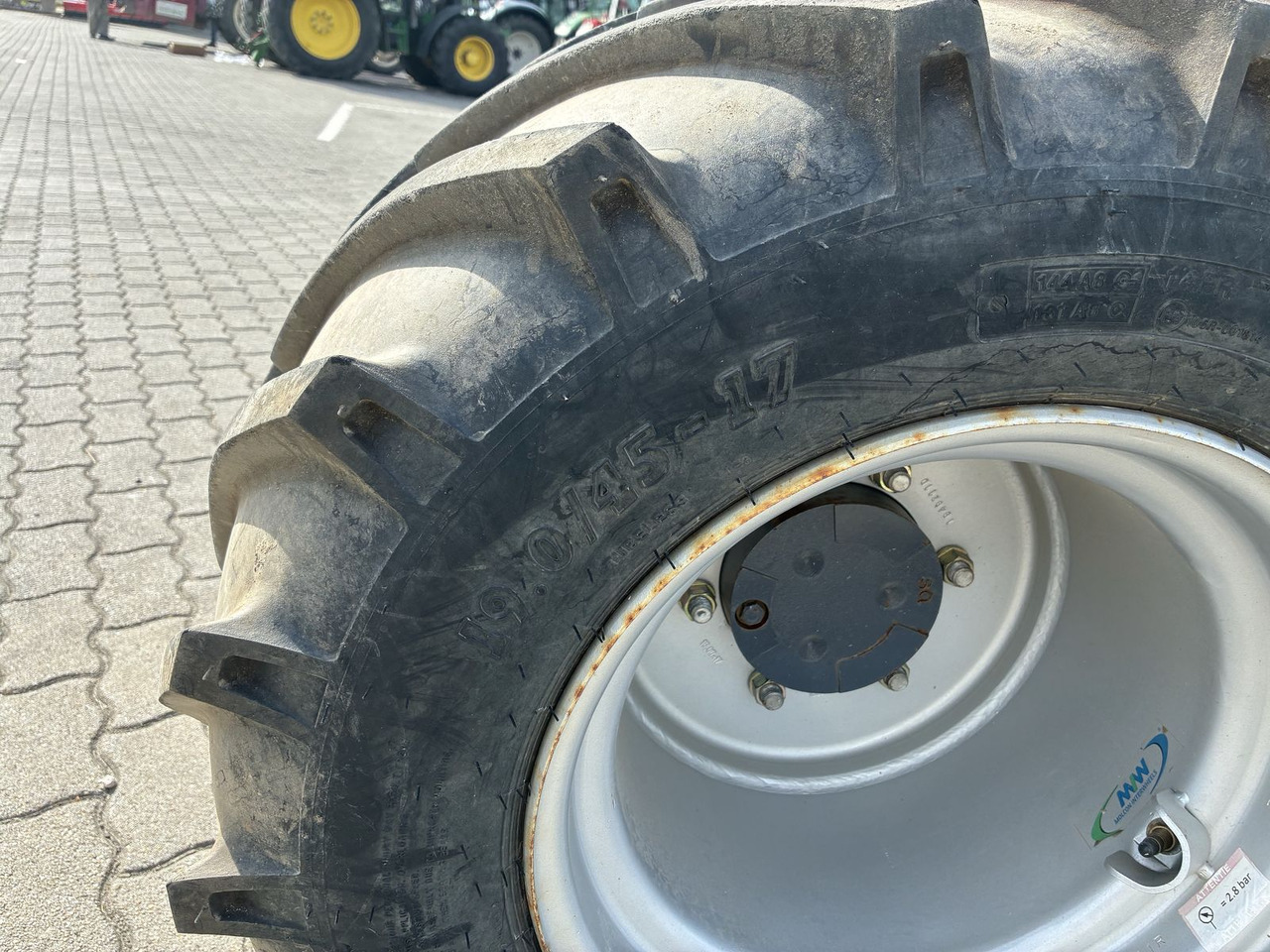 Eurotrac Eurotrac W13 - لودر مفصلي صغير: صورة 5 Eurotrac Eurotrac W13 - لودر مفصلي صغير: صورة 5