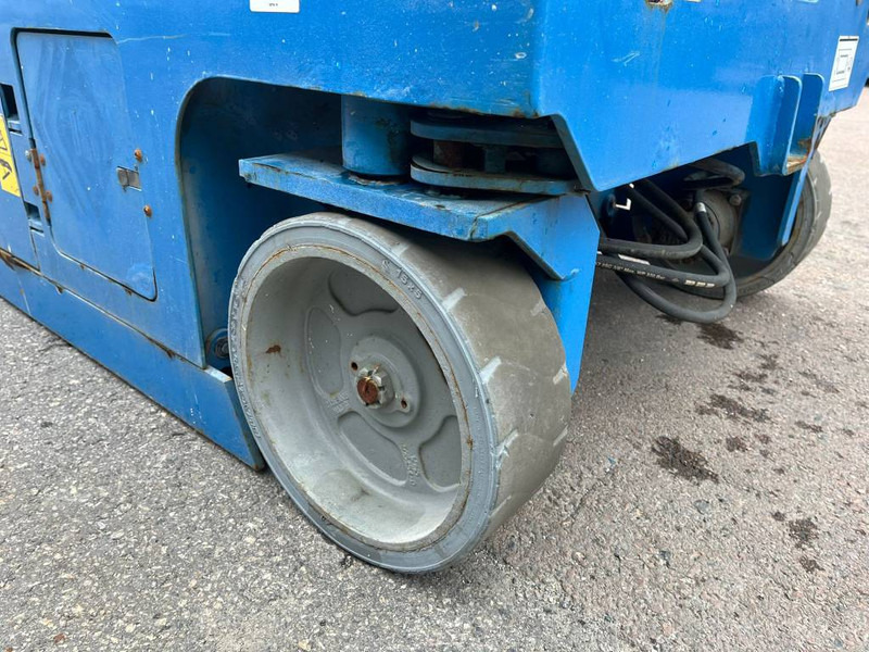 مرفاع مقصي Genie GS 2646: صورة 15 مرفاع مقصي Genie GS 2646: صورة 15