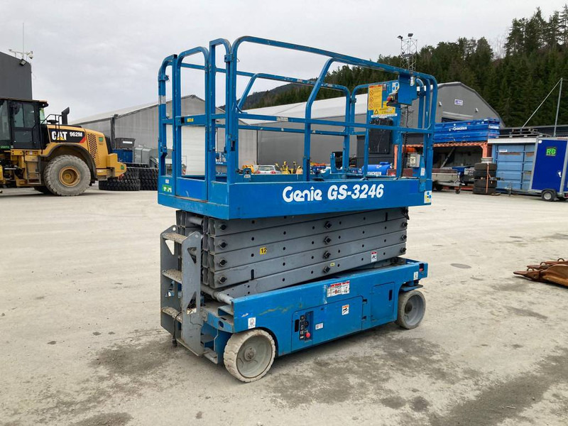 Genie GS 3246 - مرفاع مقصي: صورة 4 Genie GS 3246 - مرفاع مقصي: صورة 4