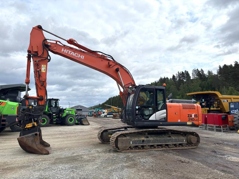 Hitachi ZX 210 LC-5 B - حفار زاحف: صورة 1 Hitachi ZX 210 LC-5 B - حفار زاحف: صورة 1