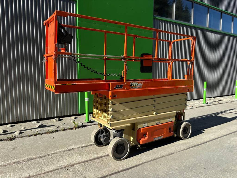 JLG 2632 ES - مرفاع مقصي: صورة 2 JLG 2632 ES - مرفاع مقصي: صورة 2