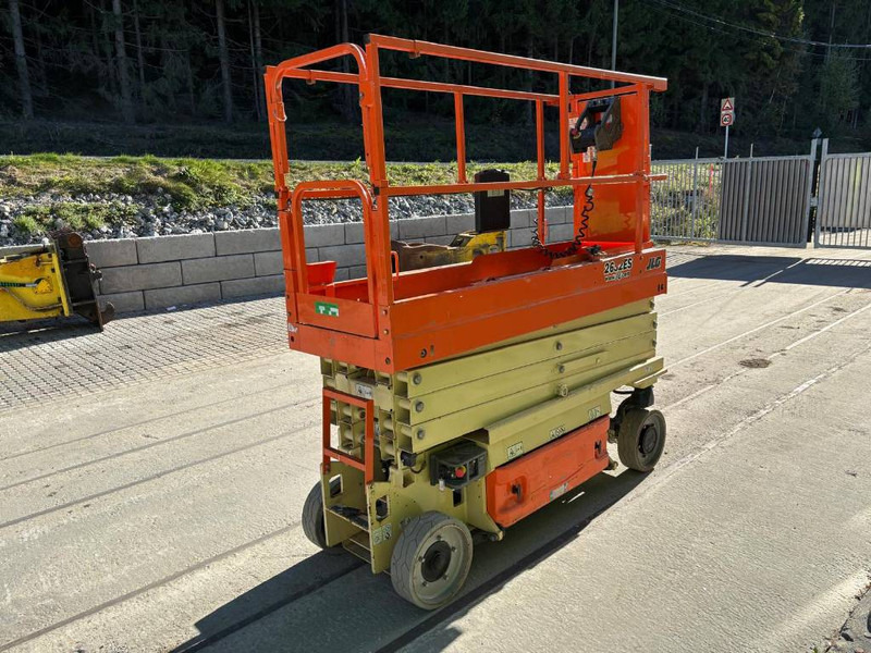 JLG 2632 ES - مرفاع مقصي: صورة 5 JLG 2632 ES - مرفاع مقصي: صورة 5