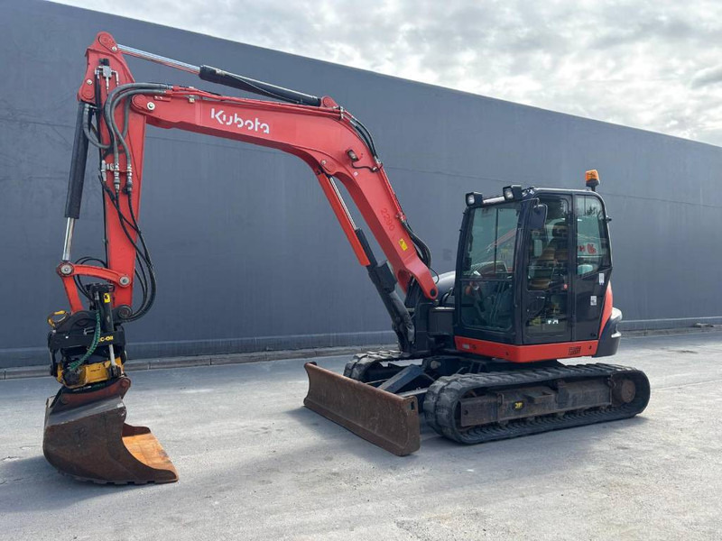 Kubota KX 080-4 - حفار صغير: صورة 1 Kubota KX 080-4 - حفار صغير: صورة 1