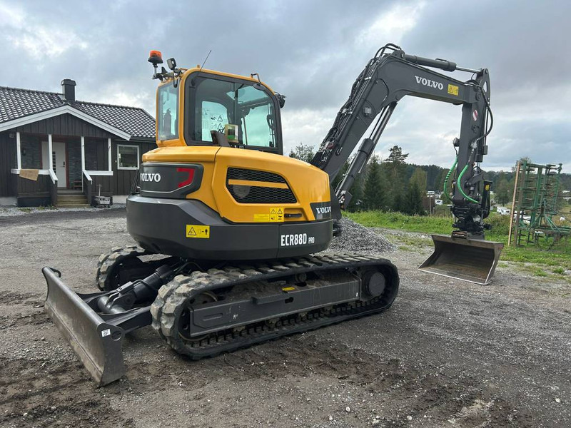 Volvo ECR 88 D PRO - حفار صغير: صورة 3 Volvo ECR 88 D PRO - حفار صغير: صورة 3