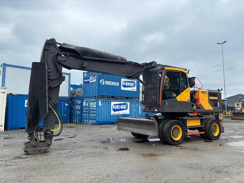 Volvo EW 220 E TUNNEL - حفار زاحف: صورة 1 Volvo EW 220 E TUNNEL - حفار زاحف: صورة 1