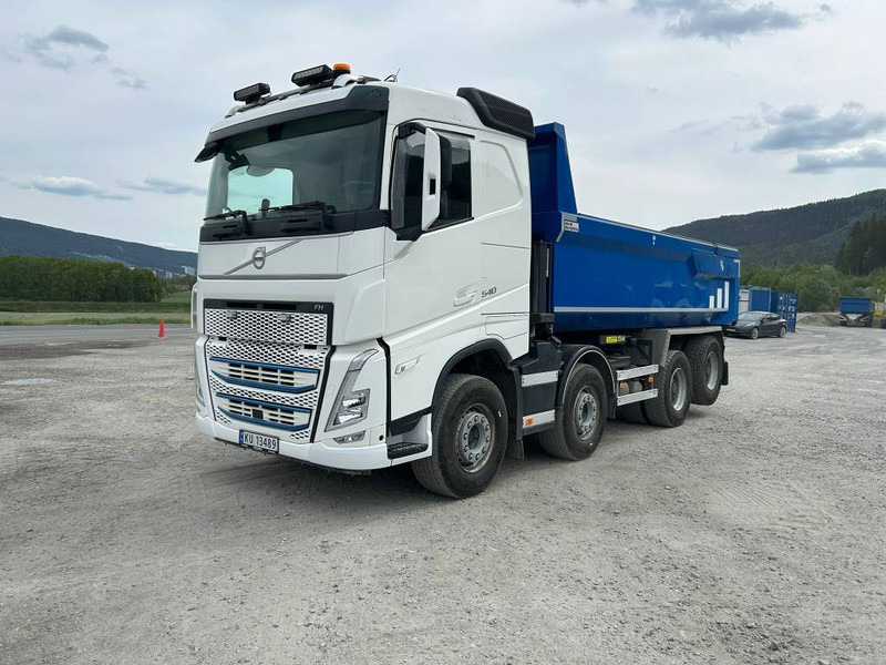 Volvo FH 540 - شاحنة قلاب: صورة 2 Volvo FH 540 - شاحنة قلاب: صورة 2