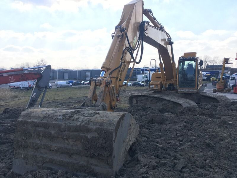 حفّار Hitachi ZX280LC-3: صورة 6 حفّار Hitachi ZX280LC-3: صورة 6