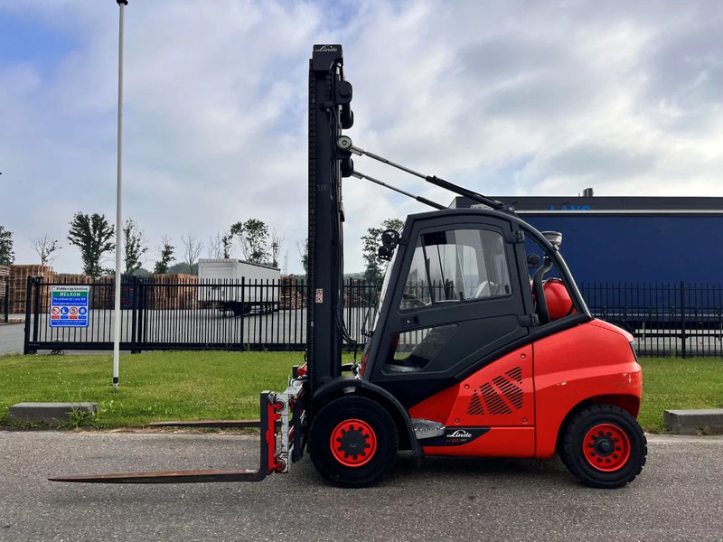 Linde H50T-02 - رافعة شوكية تعمل بالغاز: صورة 3 Linde H50T-02 - رافعة شوكية تعمل بالغاز: صورة 3