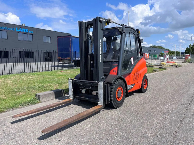 Linde H50T-02 - رافعة شوكية تعمل بالغاز: صورة 4 Linde H50T-02 - رافعة شوكية تعمل بالغاز: صورة 4
