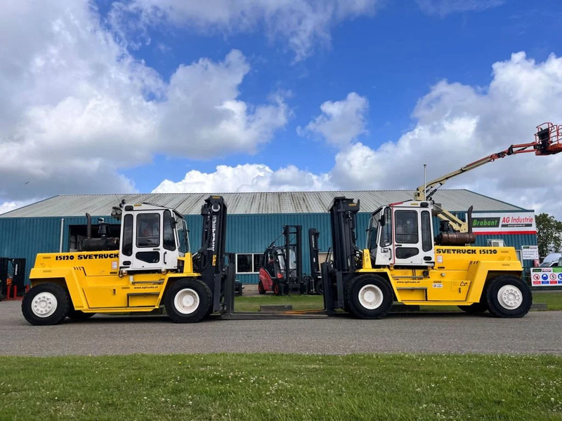 Svetruck 15-120 15TONS - رافعة شوكية ديزل: صورة 2 Svetruck 15-120 15TONS - رافعة شوكية ديزل: صورة 2