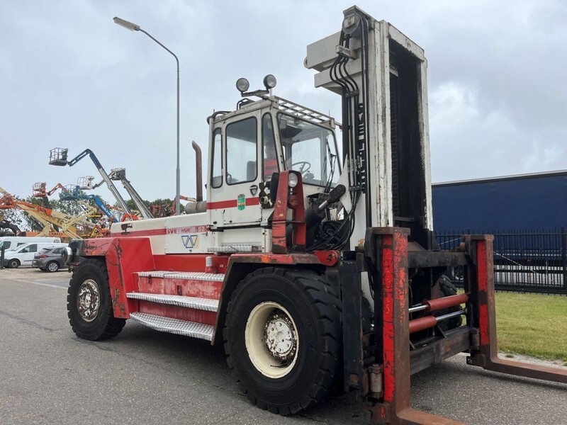 Svetruck 25 120 45 - رافعة شوكية ديزل: صورة 3 Svetruck 25 120 45 - رافعة شوكية ديزل: صورة 3