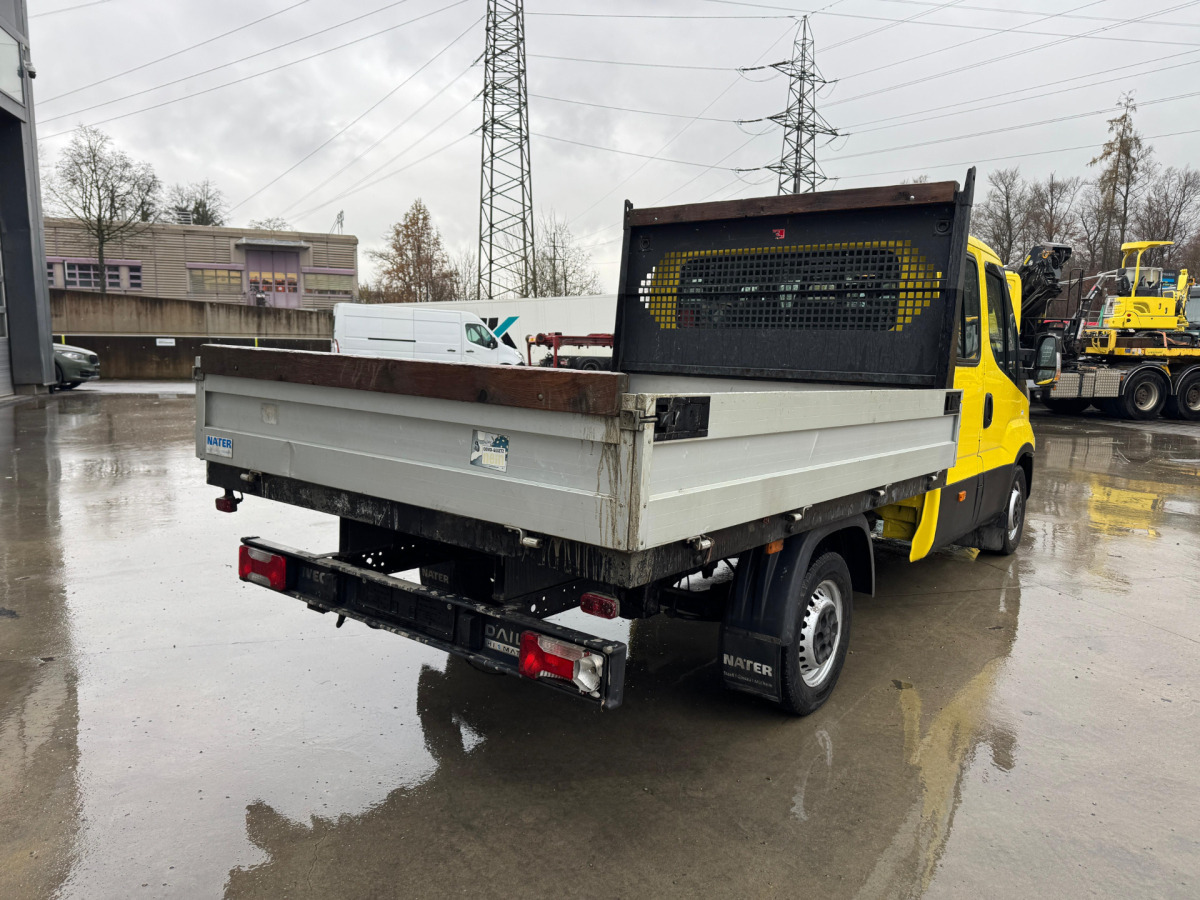 IVECO 35S13 Daily - شاحنة توصيل مفتوحة, الشاحنات الصغيرة كابينة مزدوجة: صورة 4 IVECO 35S13 Daily - شاحنة توصيل مفتوحة, الشاحنات الصغيرة كابينة مزدوجة: صورة 4