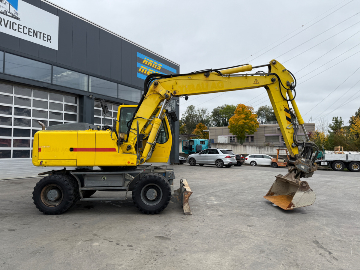 LIEBHERR 900 C 3xBuckets - حفار ذو عجلات: صورة 4 LIEBHERR 900 C 3xBuckets - حفار ذو عجلات: صورة 4