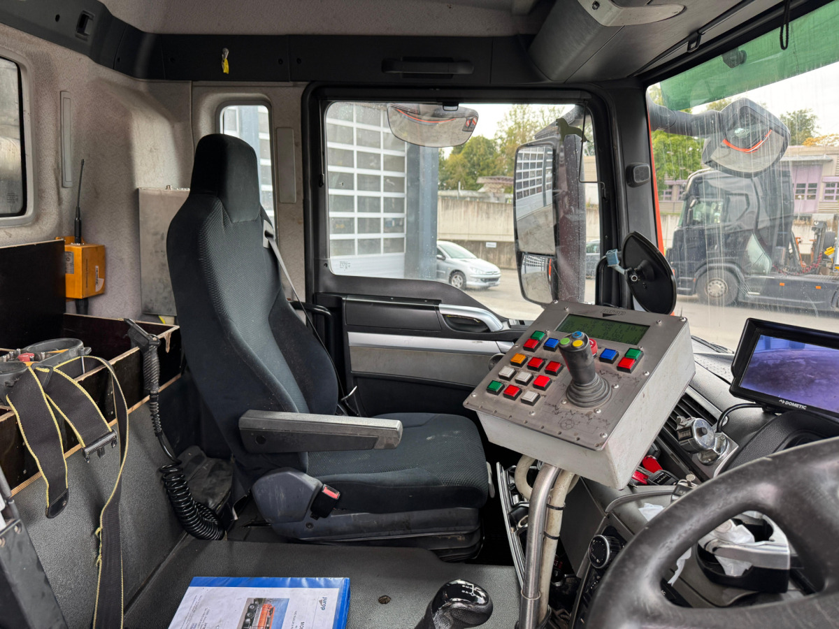 فراغ شاحنة MAN TGS 35.480 Jurop Kanalreinigung: صورة 18 فراغ شاحنة MAN TGS 35.480 Jurop Kanalreinigung: صورة 18