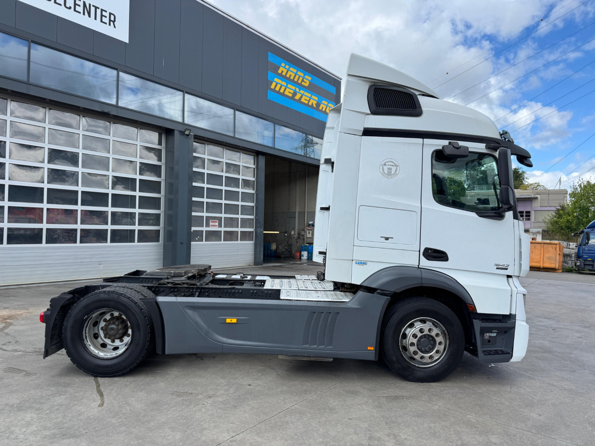 MERCEDES Actros 1842 4x2 - رأس تريلا: صورة 4 MERCEDES Actros 1842 4x2 - رأس تريلا: صورة 4