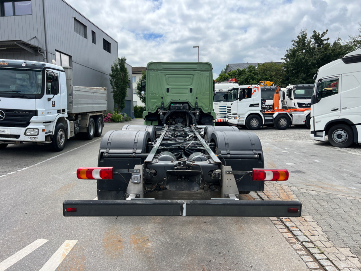 شاحنة بهيكل معدني للمقصورة MERCEDES Actros 2543 6x2: صورة 12