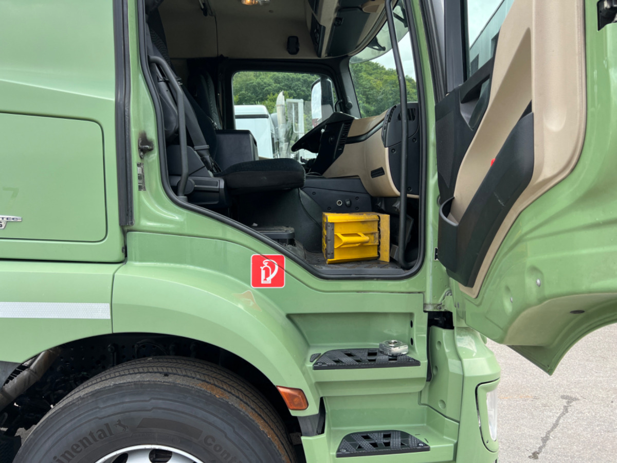 شاحنة بهيكل معدني للمقصورة MERCEDES Actros 2543 6x2: صورة 6