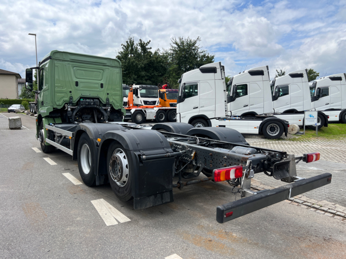 شاحنة بهيكل معدني للمقصورة MERCEDES Actros 2543 6x2: صورة 13