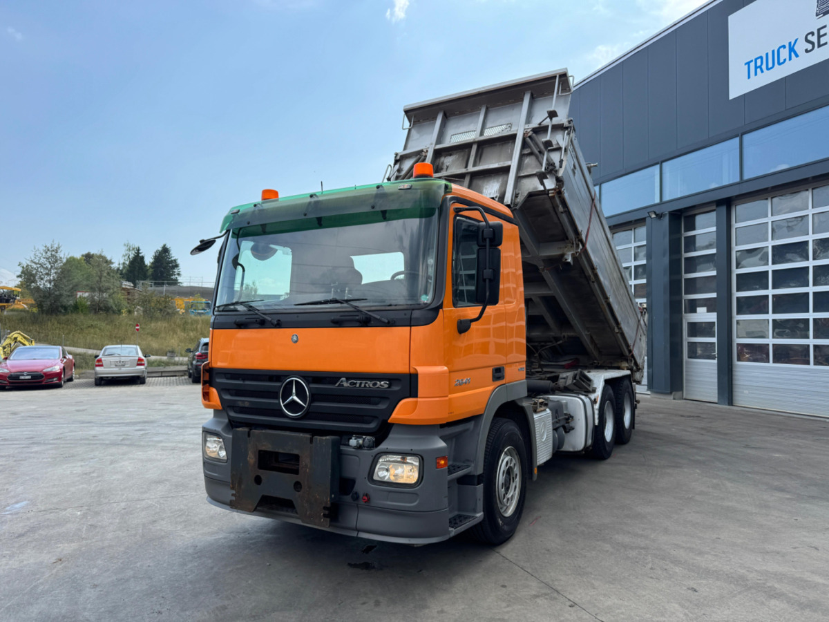 MERCEDES Actros 2641 6x4 Moser 3S Winterdienst - شاحنة قلاب: صورة 2 MERCEDES Actros 2641 6x4 Moser 3S Winterdienst - شاحنة قلاب: صورة 2