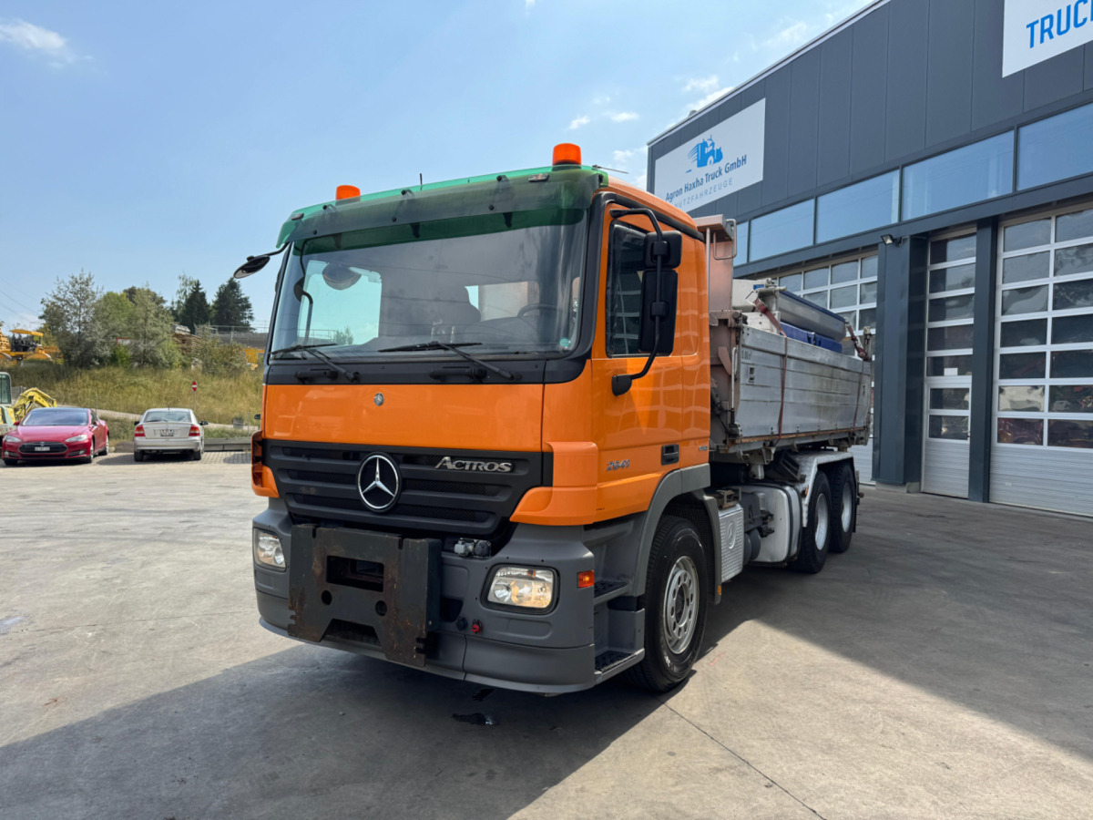 MERCEDES Actros 2641 6x4 Moser 3S Winterdienst - شاحنة قلاب: صورة 1 MERCEDES Actros 2641 6x4 Moser 3S Winterdienst - شاحنة قلاب: صورة 1