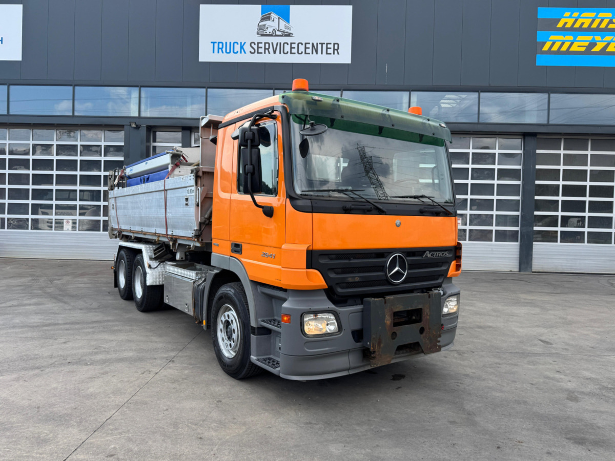 MERCEDES Actros 2641 6x4 Moser 3S Winterdienst - شاحنة قلاب: صورة 4 MERCEDES Actros 2641 6x4 Moser 3S Winterdienst - شاحنة قلاب: صورة 4