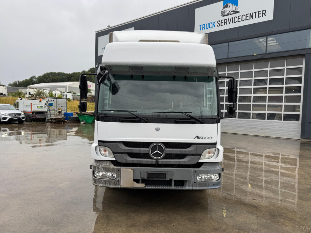 MERCEDES Atego 1529 4x2 - شاحنة ذات ستائر جانبية: صورة 2 MERCEDES Atego 1529 4x2 - شاحنة ذات ستائر جانبية: صورة 2