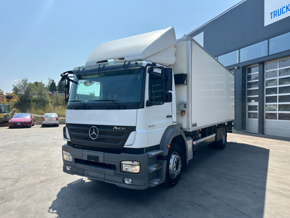 MERCEDES Axor 1833 4x2 Carrier Supra 850 Tiefkühler - شاحنة ذات مبرد: صورة 1 MERCEDES Axor 1833 4x2 Carrier Supra 850 Tiefkühler - شاحنة ذات مبرد: صورة 1